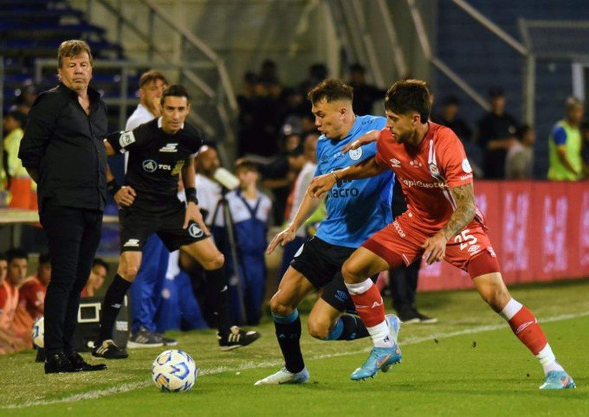 Zielinski fue dur&iacute;simo contra el &aacute;rbitro.