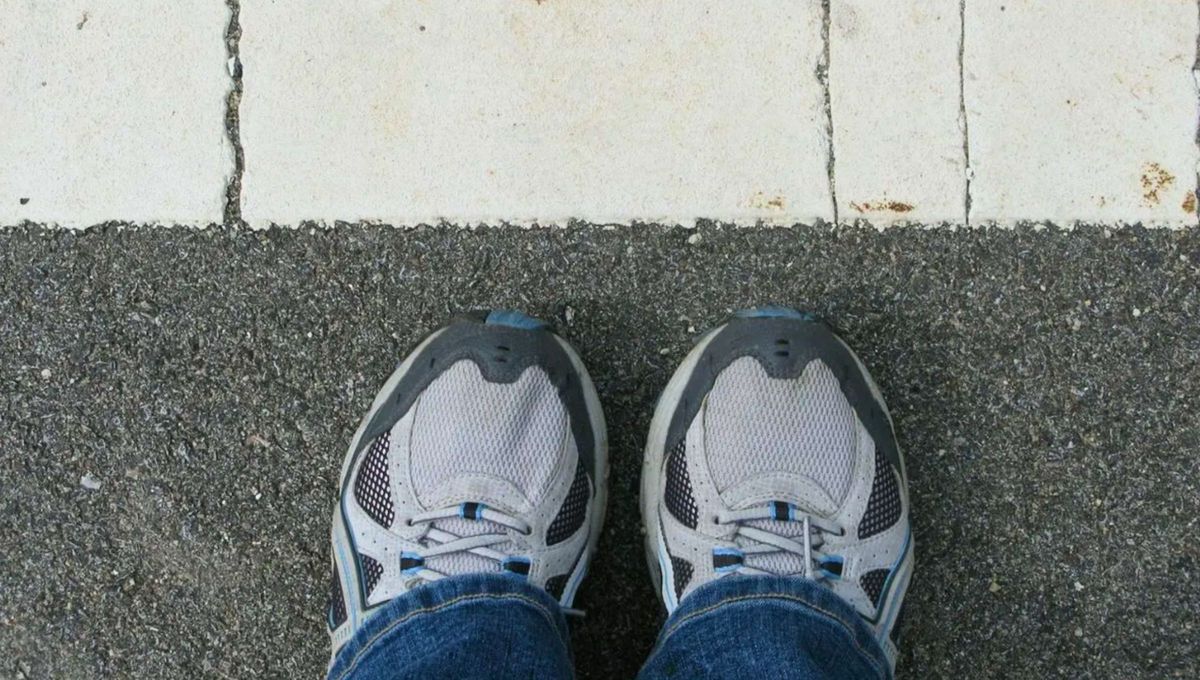 ¿Vos también evitás pisar las veredas rotas? ¿Te identificas con alguno de estos significados? ¿Vos también evitás pisar las veredas rotas? ¿Te identificas con alguno de estos significados?