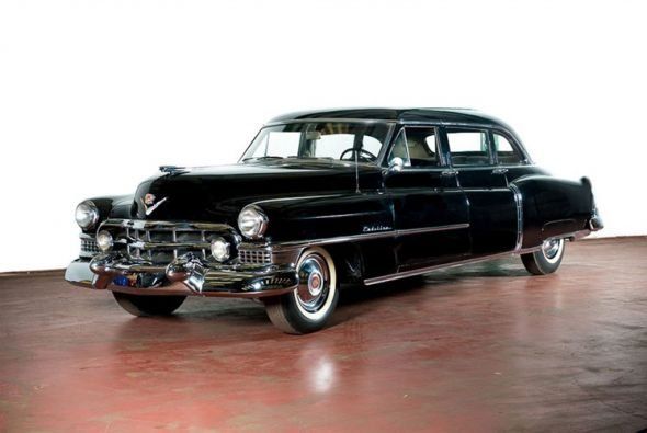 Subastan en Londres el Cadillac que usaban Evita y Perón