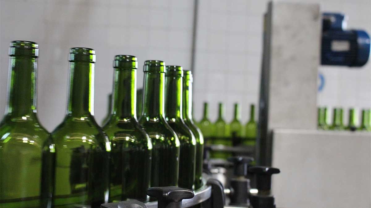 Las exportaciones de vinos fraccionados cayeron un 21,6% en enero.