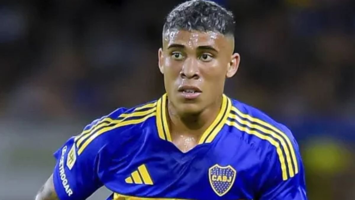 Ayrton Costa podría perderse el Mundial de Clubes con Boca. 