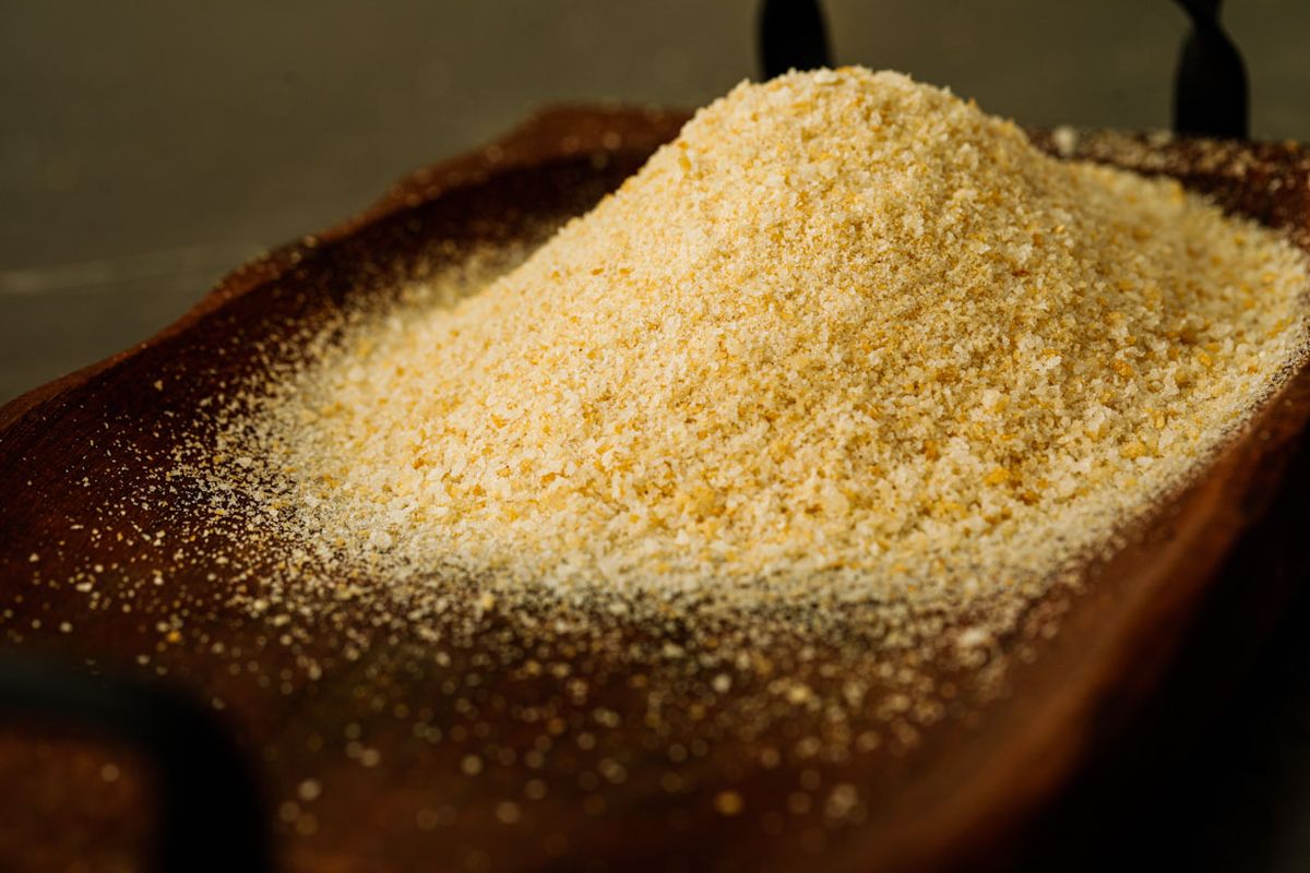 Diferencias. El pan rallado y el rebozador, son diferentes. Diferencias. El pan rallado y el rebozador, son diferentes.