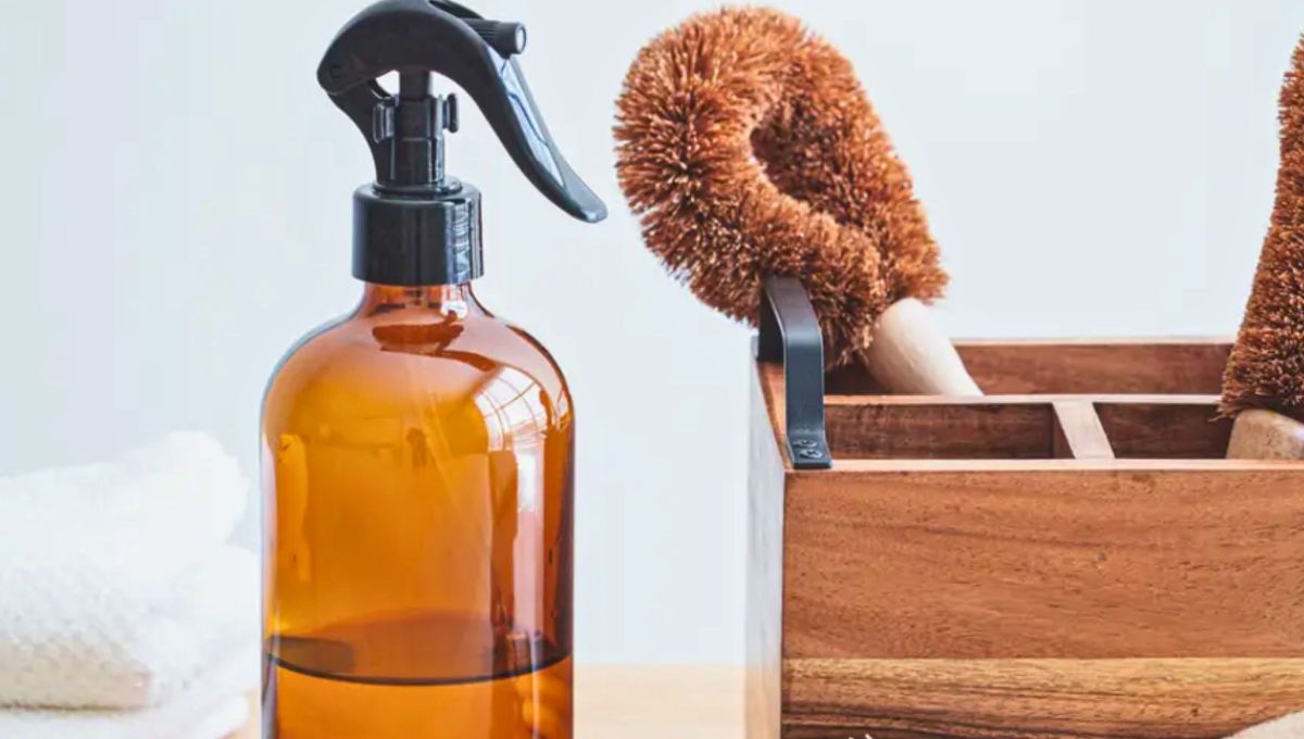 Cómo hacer un perfume desinfectante casero: aromático y seguro para hogares con mascotas