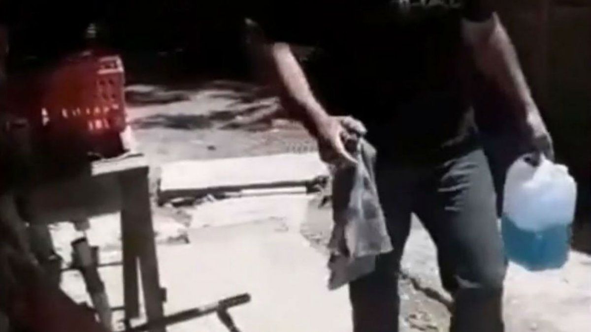 Intento de femicidio. Un hombre roció con nafta a dos sobrinas.