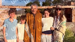Parte de la familia Varsavsky en su estancia Wamani, en San Carlos, Mendoza.
