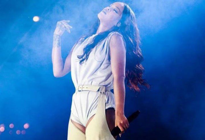 Rihanna rompió la red con su baile hot