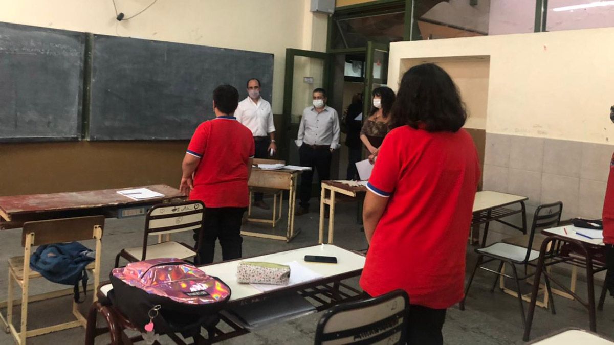 Fuerte defensa de Thomas a las clases presenciales