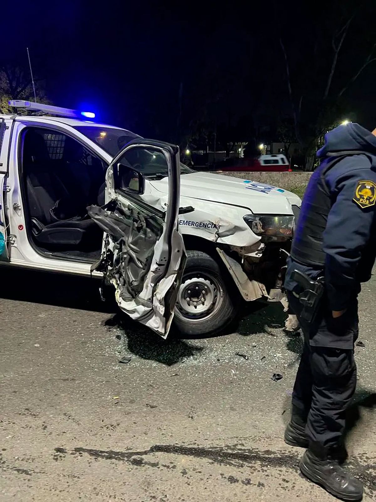 El hombre colisionó con al menos 16 autos particulares, una ambulancia y cuatro móviles policiales.