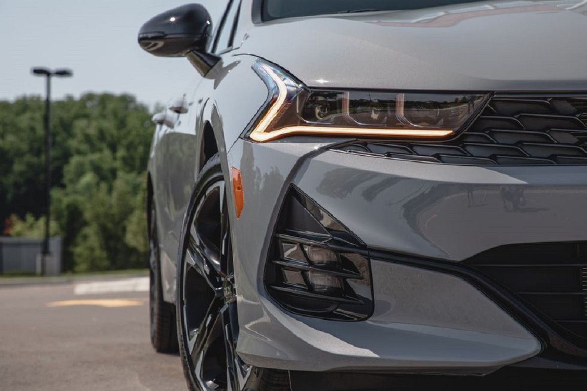 Un coche de Kia se posicionó como uno de los mejores sedanes.