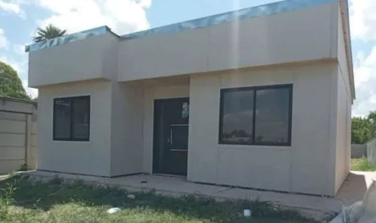 Una casa prefabricada tiene ventajas con respecto a las tradicionales. Una casa prefabricada tiene ventajas con respecto a las tradicionales. 