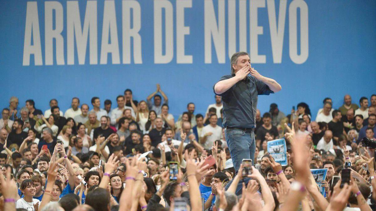 El líder del PJ bonaerense realizó un acto en La Plata.