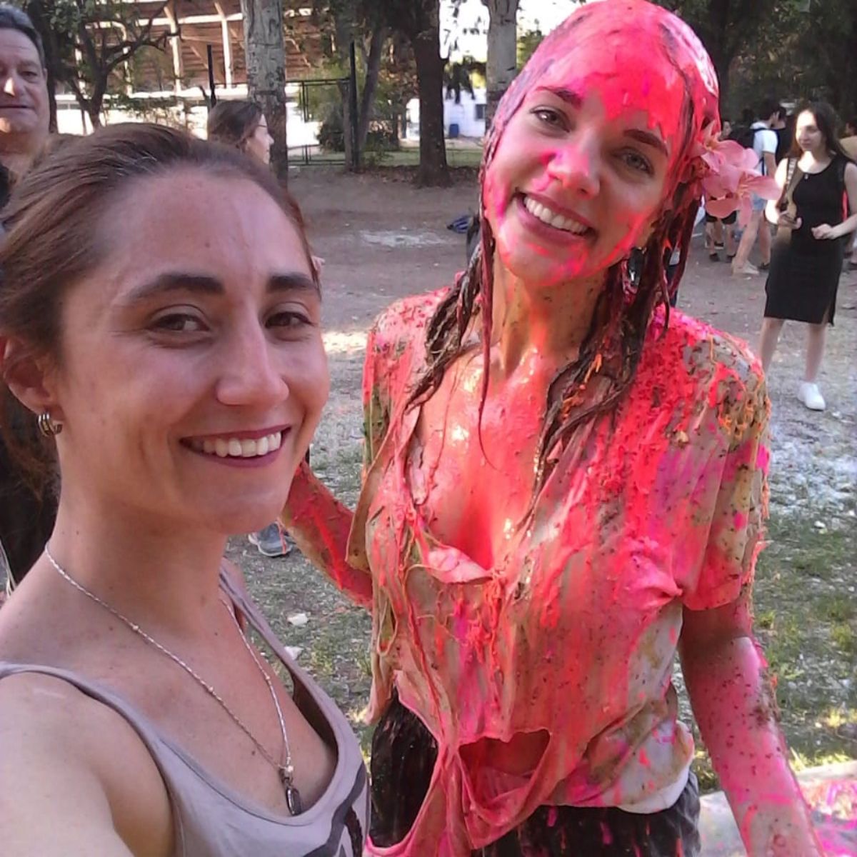 Tati Blanco acompañando a Giuliana cuando se recibió de abogada en la Universidad Mendoza.