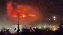 El incendio que afectó el piedemonte en la noche del sábado.