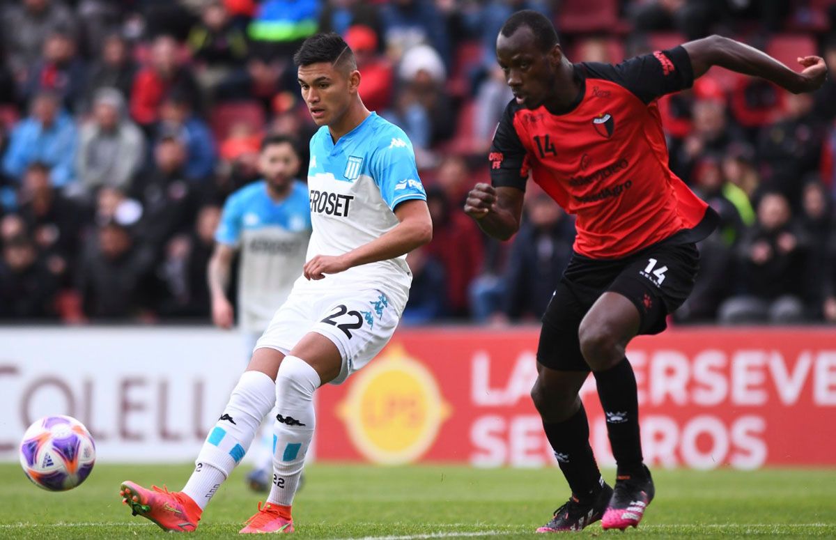 Racing sumó 3 puntos en Santa Fe y sueña con un tropiezo de Boca