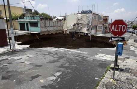 Se elevó a 180 el número de muertos por la tormenta Agatha en Centroamérica