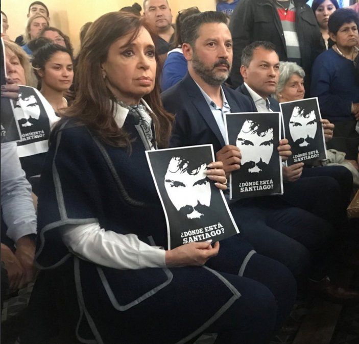 La madre de una de las víctima de Once llamó asesina a Cristina