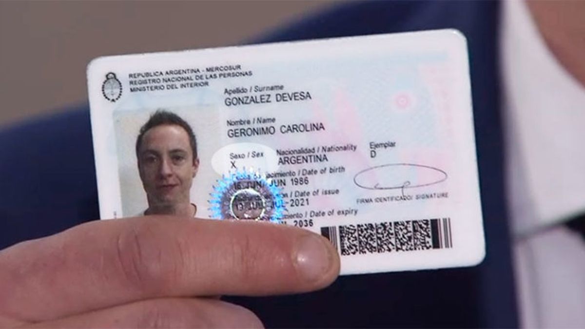 El DNI de Gerónimo Carolina González Devesa, mendocine, tiene una X en el ìtem sexo.&nbsp;