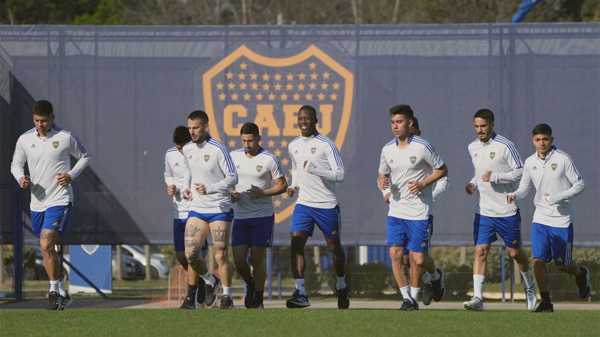 Boca y una linda postal del entrenamiento semanal en Casa Amarilla.