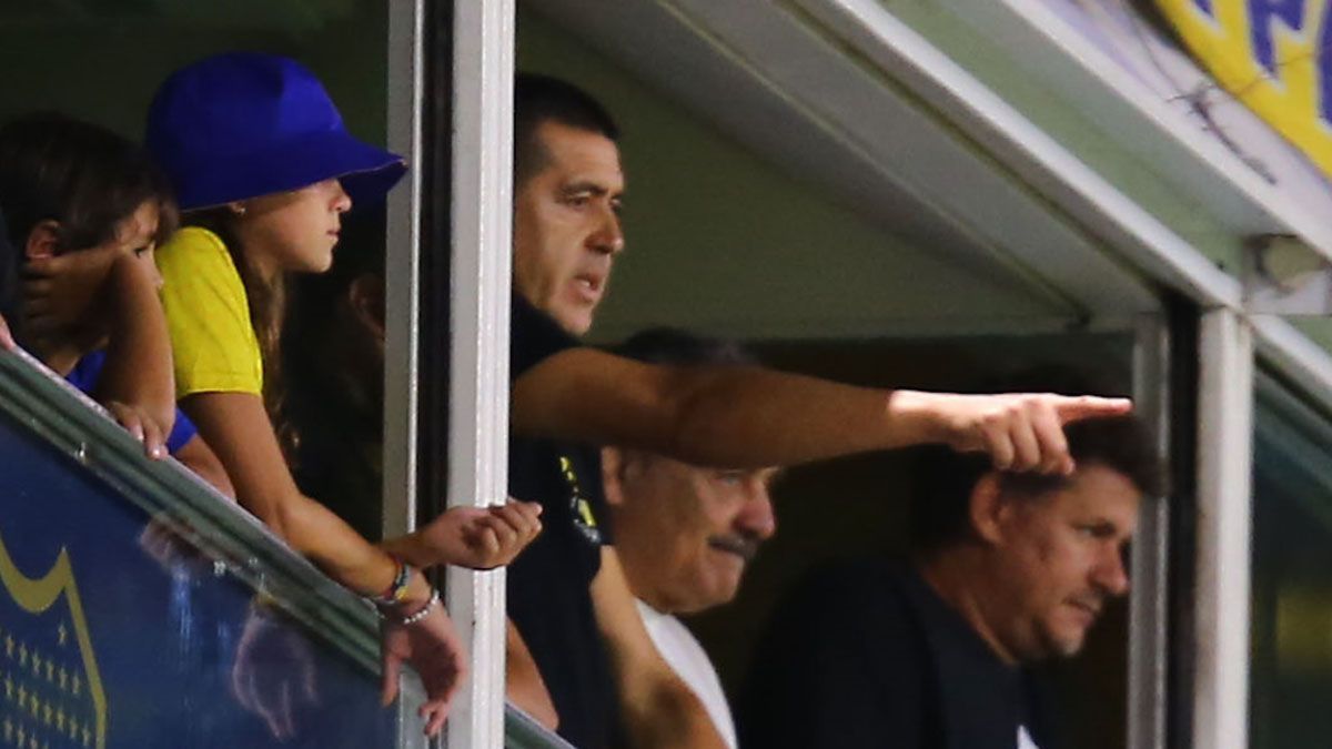 Juan Román Riquelme en su palco de la cancha de Boca