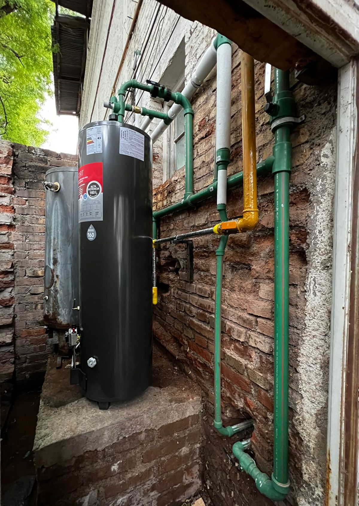 Los problemas del agua caliente ya están solucionados.