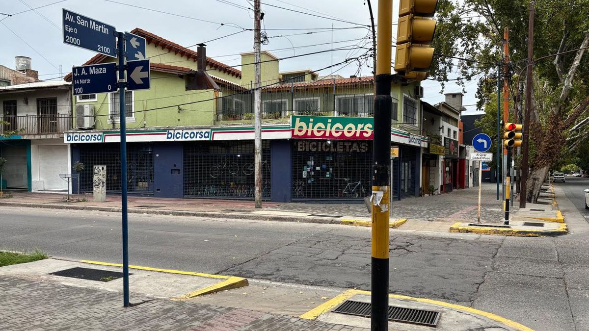La esquina donde el conductor alcoholizado atropelló a la mujer en la Cuarta Sección. La esquina donde el conductor alcoholizado atropelló a la mujer en la Cuarta Sección.