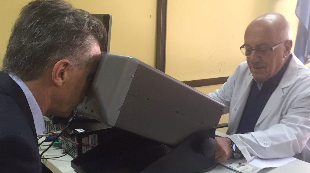 Macri tramitó su carnet de conducir