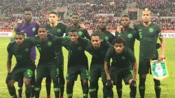 El DT de Nigeria se la agarró con Messi