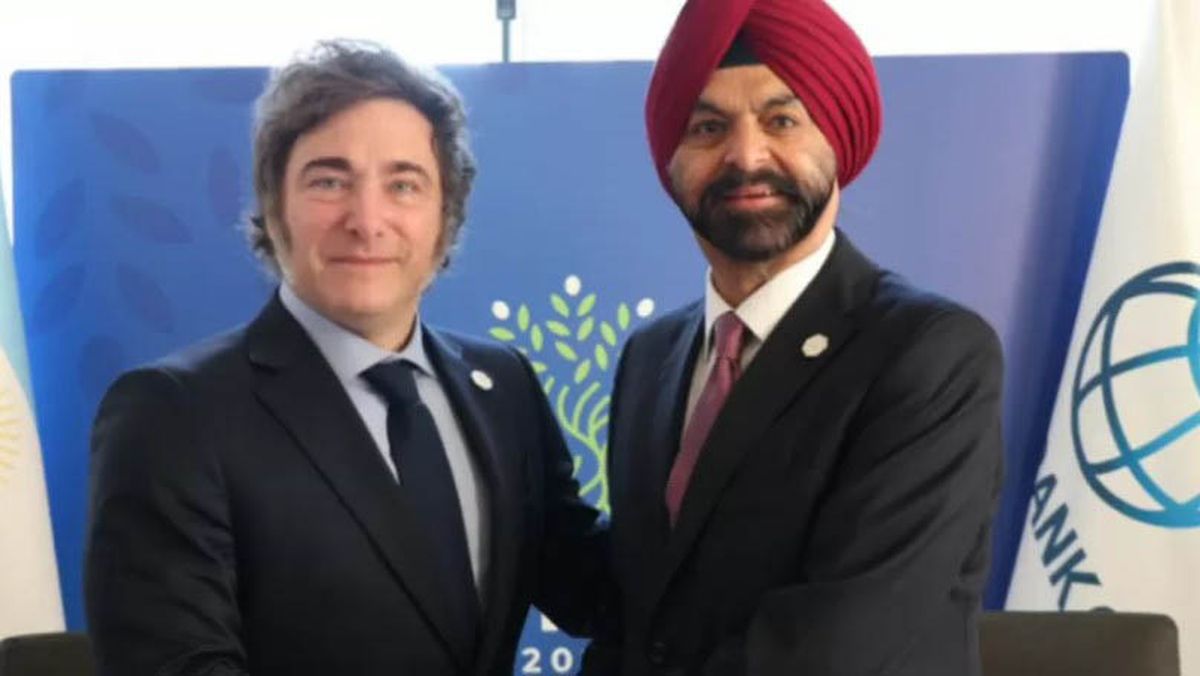 Javier Milei con el titular del Banco Mundial, Ajay Banga. Javier Milei con el titular del Banco Mundial, Ajay Banga.
