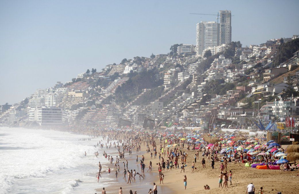 El sector turístico de Chile espera por los argentinos y mendocinos, aunque alertan sobre la caída del poder adquisitivo de los potenciales turistas.