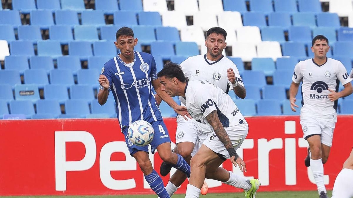 Tomás Bottari en el encuentro ante Godoy Cruz. Foto: Nicolás Ríos/UNO.&nbsp;