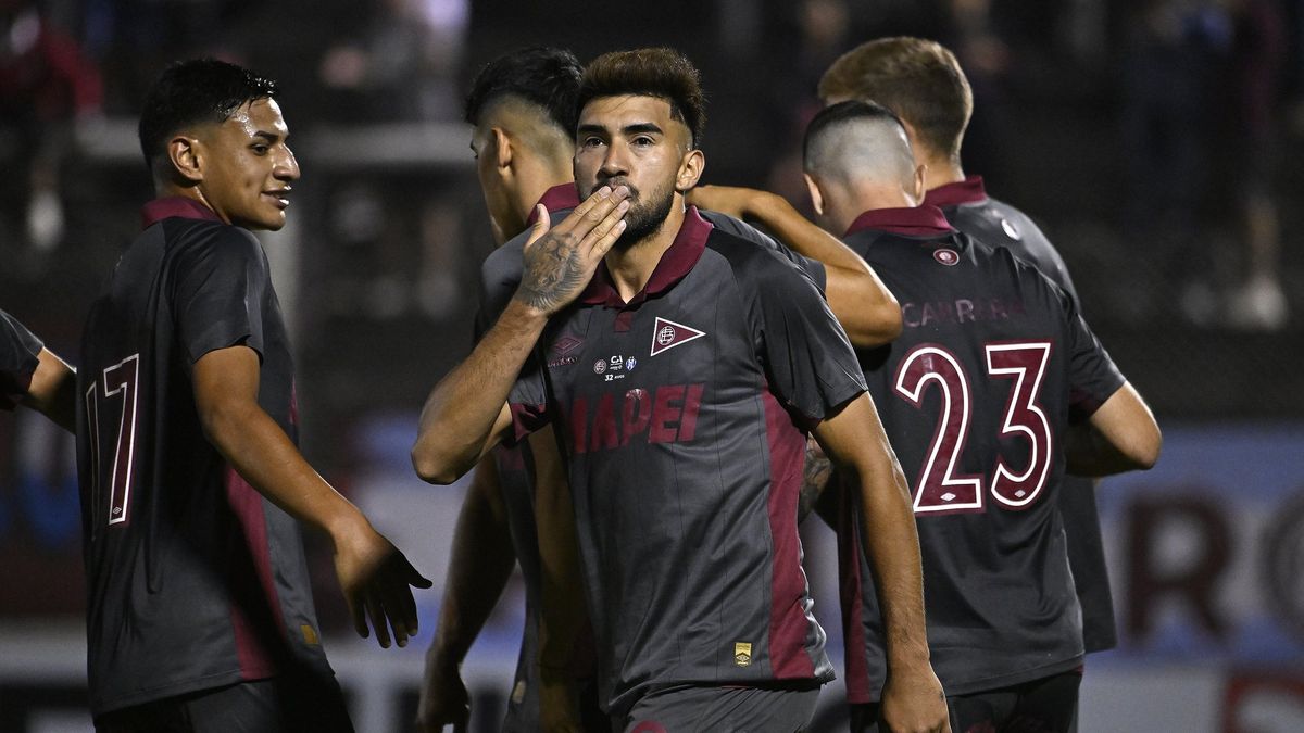 Lanús, con Marcelino Moreno como figura, goleó y avanzó en la Copa Argentina