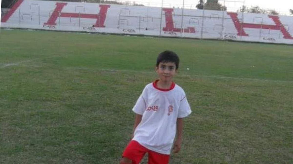 Bruno Barrionuevo en el eestadio General San Martín cuando jugaba en las divisiones inferiores de Huracán Las Heras.