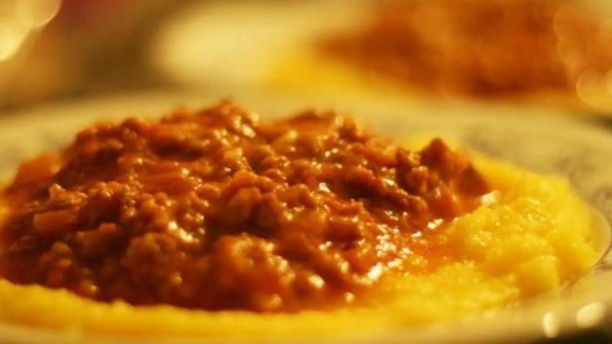 Cómo hacer polenta con tuco