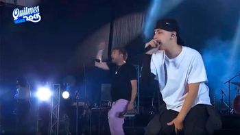 Trueno la rompió al compartir escenario con Gorillaz