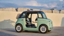 El Fiat Topolino, una solución práctica y sustentable en un auto moderno y eficaz. Foto: Stellantis&nbsp;