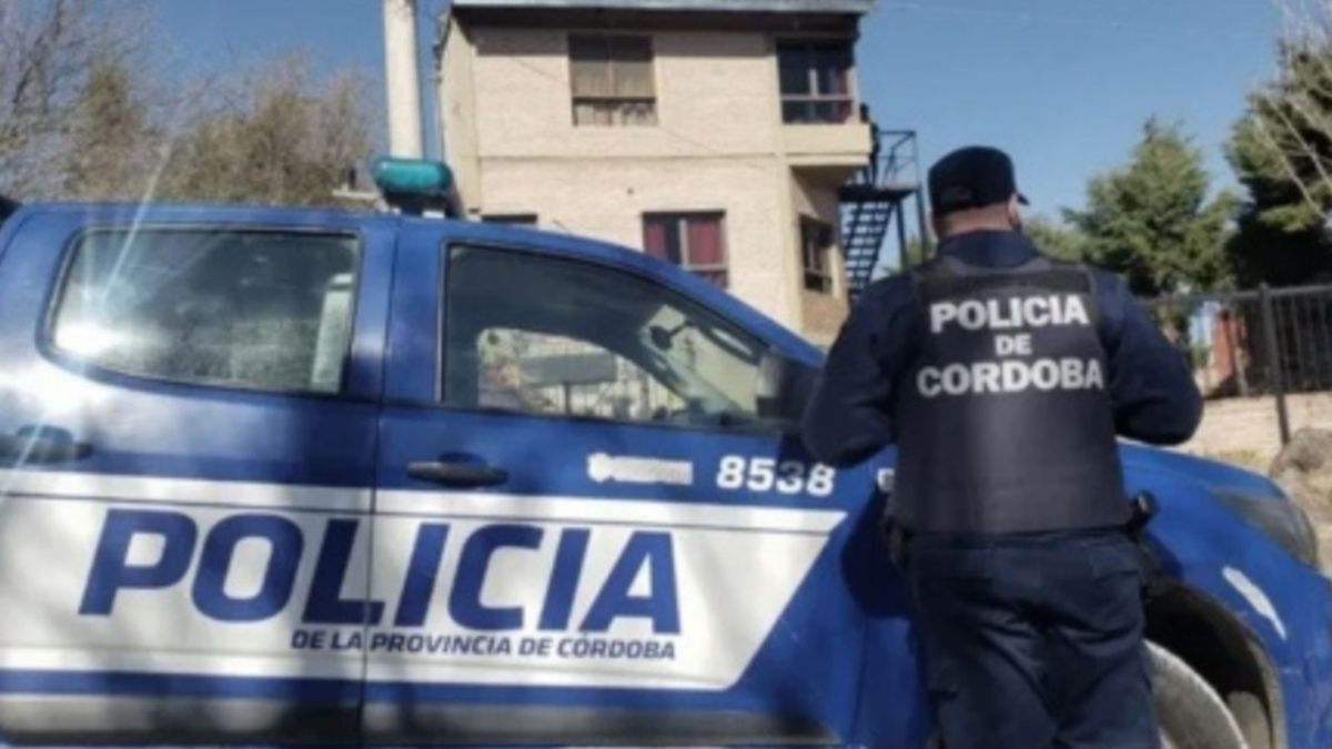 Violó y asesinó a puñaladas a la hija de su ex pareja, y fue condenado a prisión perpetua.