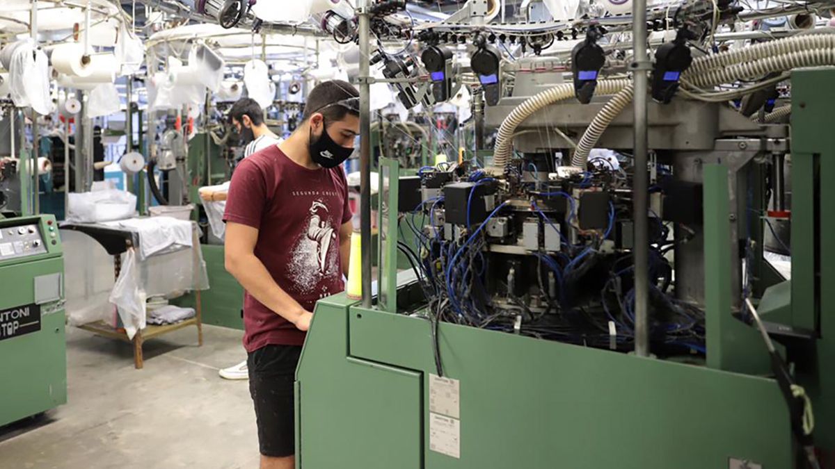 El trabajo registrado cayó durante la pandemia.