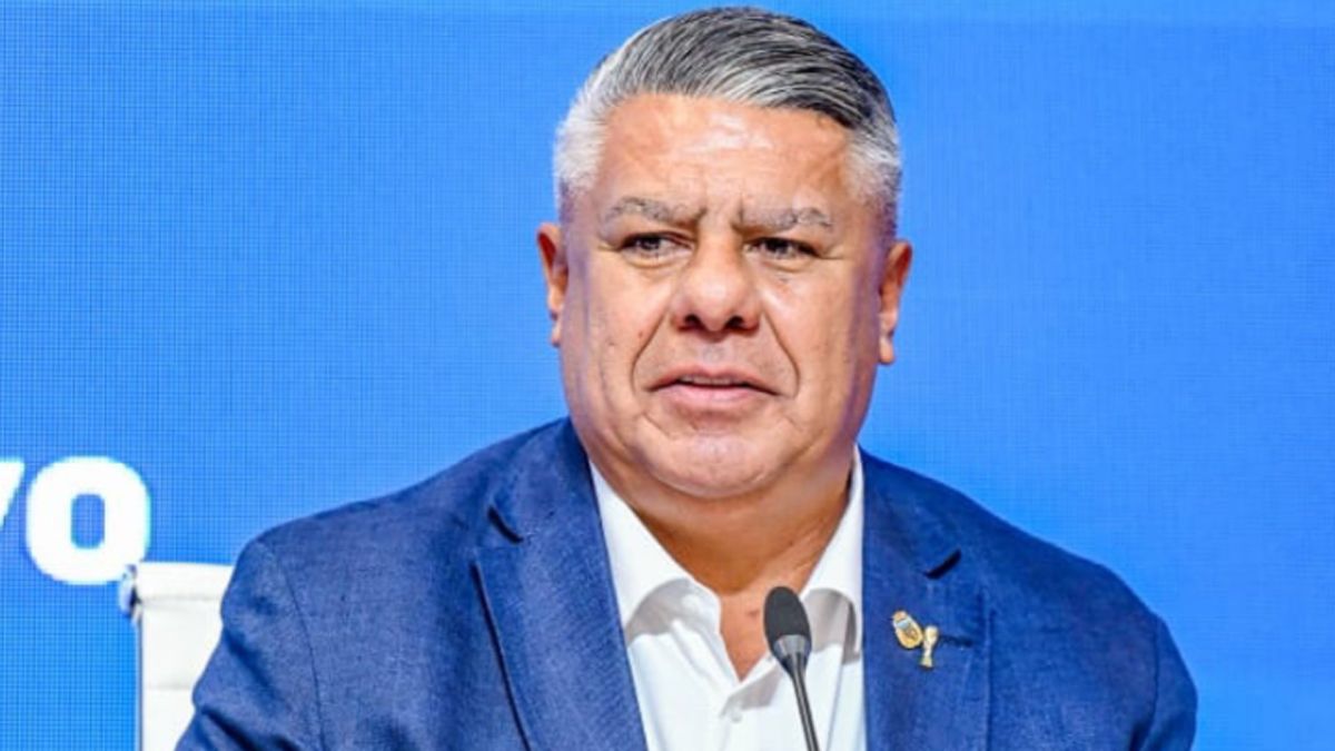 Tapia encabezó la reunión de la la Liga Profesional.