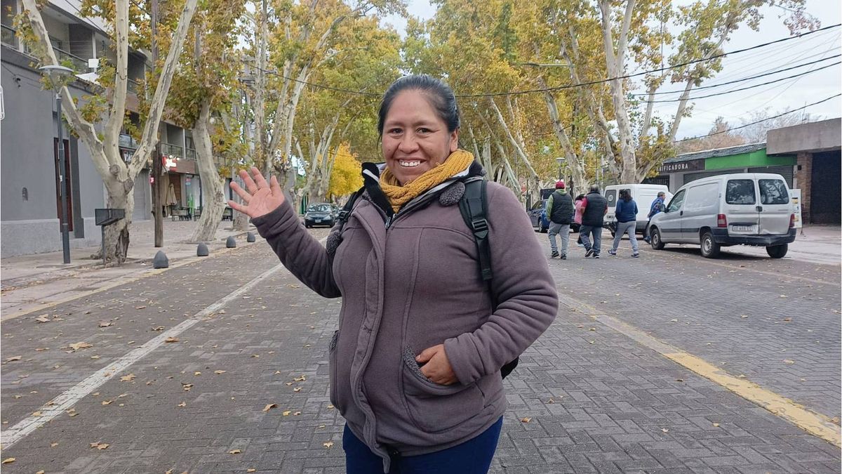 Alicia Lázaro en el Vía Crucis y una sonrisa a pesar de las dificultades.