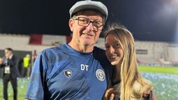 Alfredo Berti y su hija Julia, siempre juntos en el camino de Independiente Rivadavia.