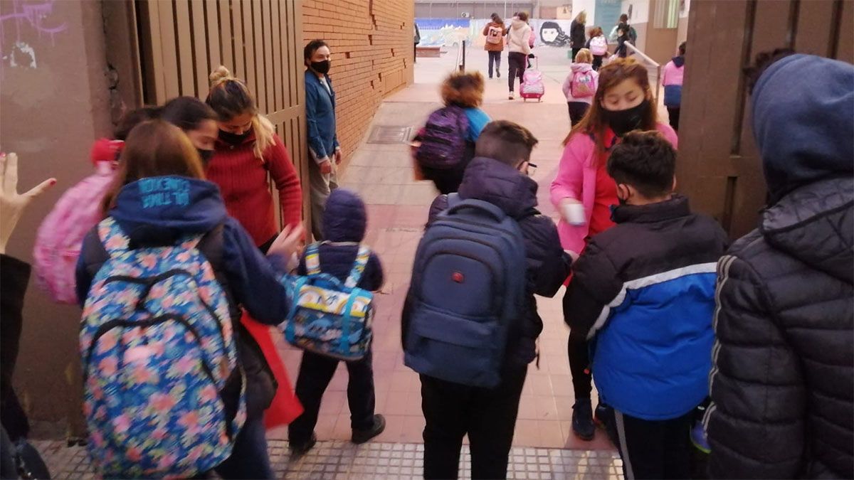 La DGE s chicos de 150 escuelas de Mendoza 