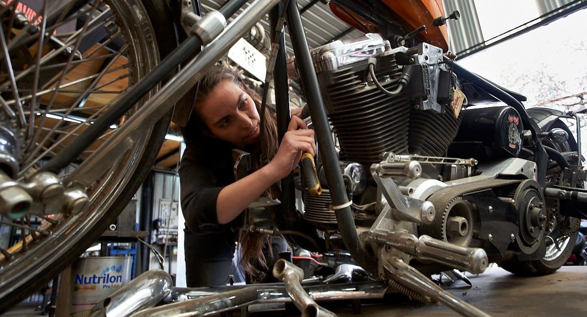 Las motos de alta cilindrada y las japonesas son especialidad de Rocío Rodríguez. Las motos de alta cilindrada y las japonesas son especialidad de Rocío Rodríguez.