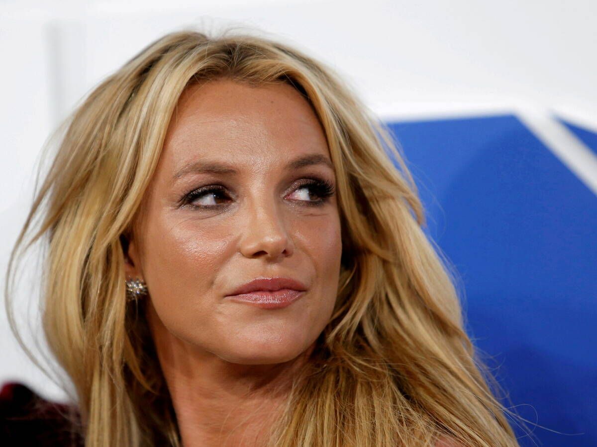 Britney Spears deja los escenarios hasta que recupere el control de su carrera