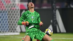Joao Pedro fue la gran figura del triundo de la Selección de Brasil. El arquero tapó tres penales a Paraguay para pasar a octavos de final del Mundial Sub 17. Joao Pedro fue la gran figura del triundo de la Selección de Brasil. El arquero tapó tres penales a Paraguay para pasar a octavos de final del Mundial Sub 17.