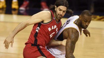 Los Raptors de Scola le igualaron la serie final del Este a los Cavaliers