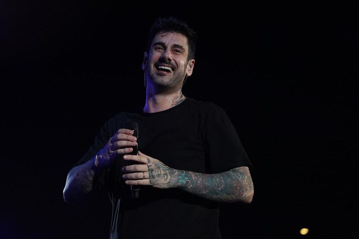 Melendi, el popular cantautor español cierra el fin de semana en Mendoza.