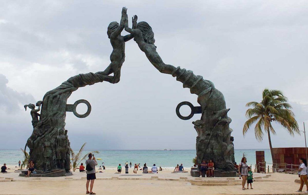El Gobierno formalizó este miércoles la creación de un consulado en una de las playas paradisíacas más conocidas de todo el mundo: Playa del Carmen. 