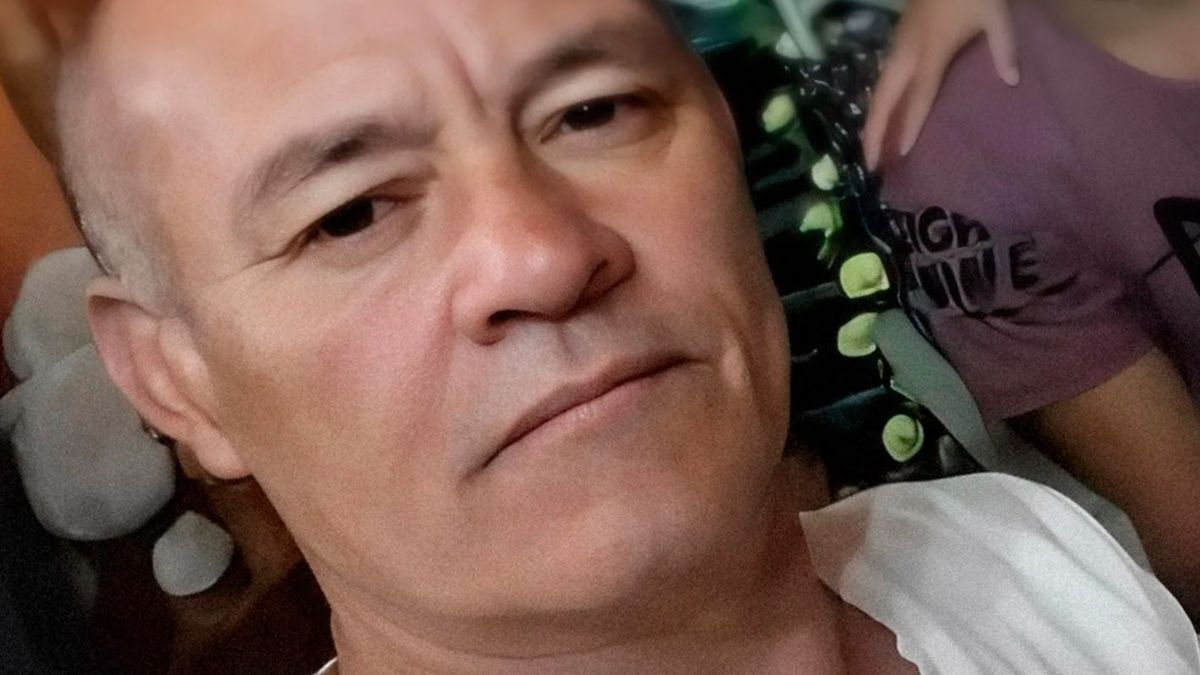 El pastor evangélico denunciado por haber abusado sexualmente de sus nietas se entregó a la Justicia luego de que se librara su captura El pastor evangélico denunciado por haber abusado sexualmente de sus nietas se entregó a la Justicia luego de que se librara su captura