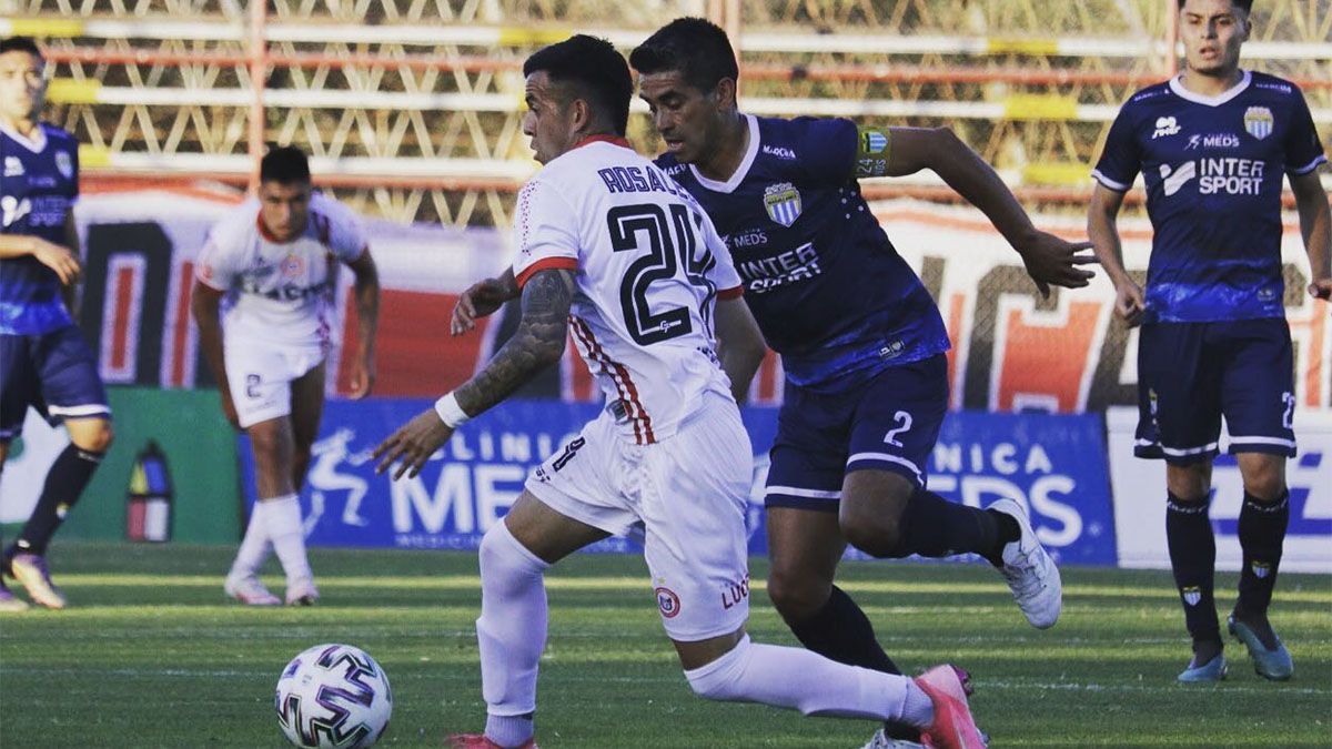 Ricardo Rosales jugaba en el Unión San Felipe chileno.