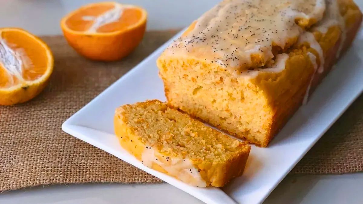 Cómo preparar un Budín de naranja: la receta para el mate con 5 ingredientes y en 35 minutos